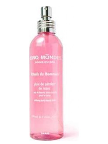 Pluie de Pétales de Roses