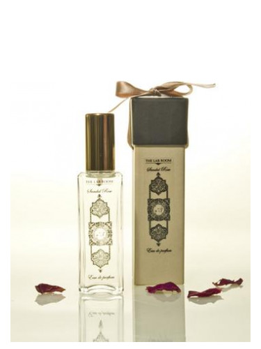 Sandal Rose