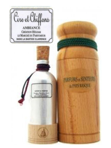 Wax and Wipes (Cire et Chiffons)
