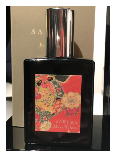 Kimono Collection Sakura