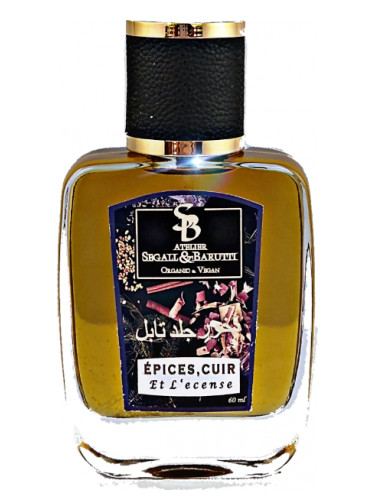 Épices Cuir Et L'ecense